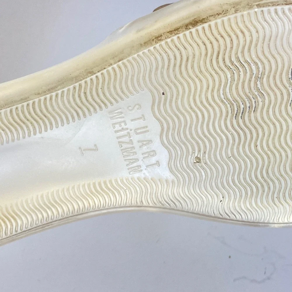 Stuart Weitzman Gold Rhinestone Flower Bloom Jelly Sandals Clear Thong Slides 7